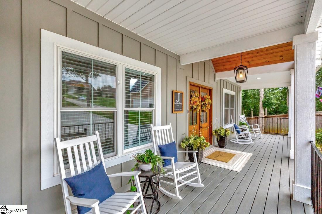 Property image 2 at 6 Anastasia Court, Easley, SC 29642