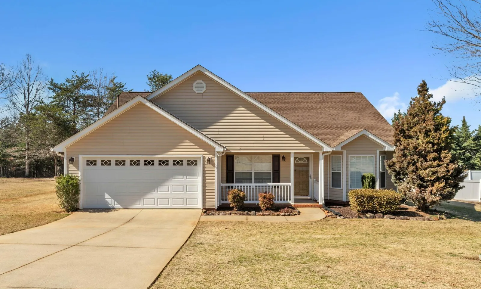 Glastonbury Village, Travelers Rest Community