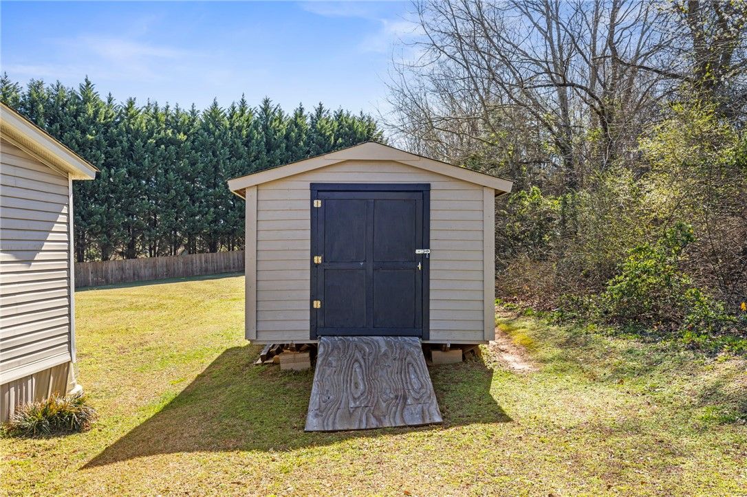 Property image 3 at 122 Glengary Court, Lyman, SC 29365