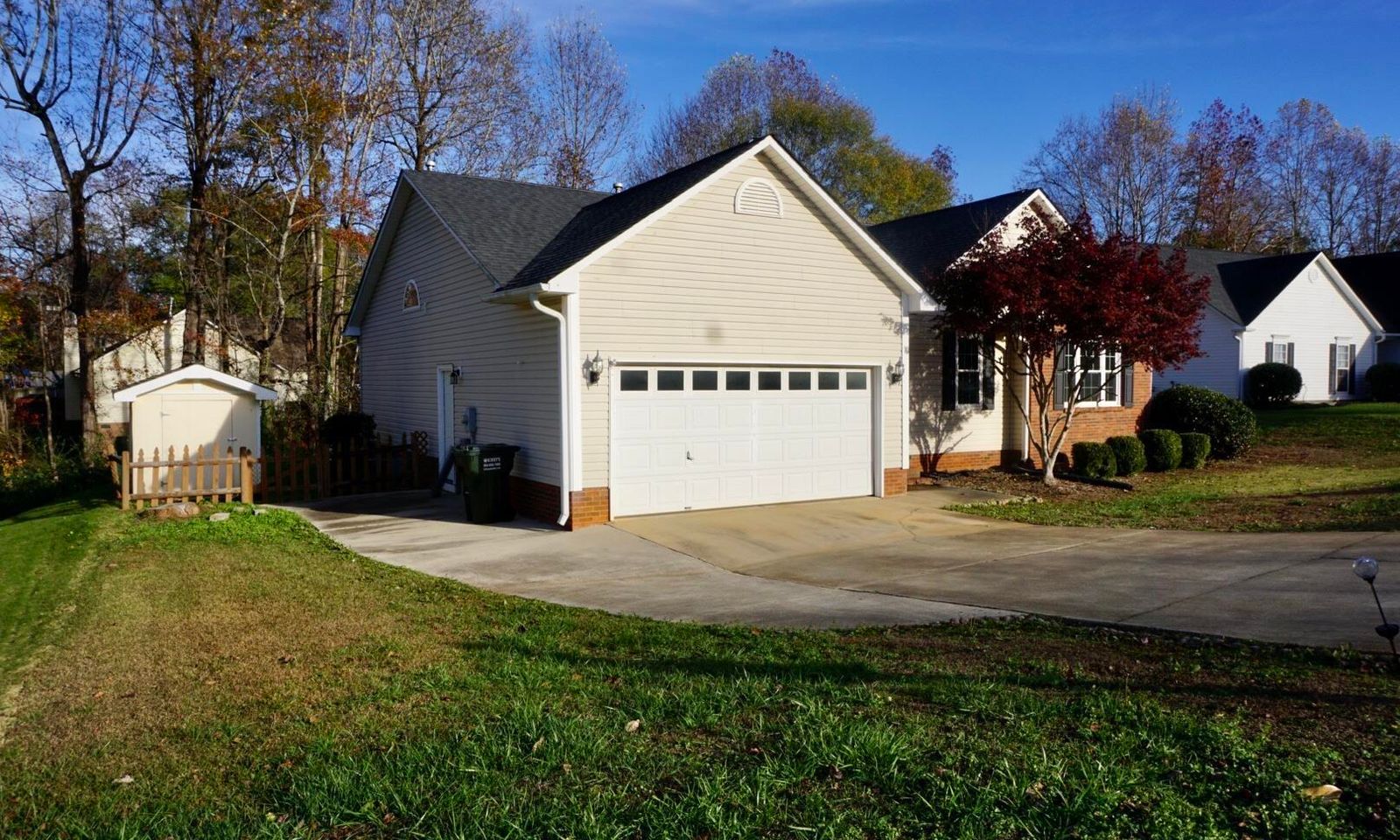 Property image 2 at 200 Stonington Way, Taylors, SC 29687