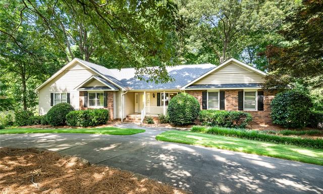 220 Northridge Drive