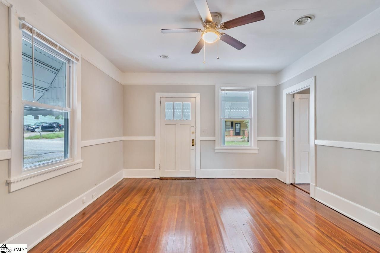 Property image 5 at 20 8th Avenue, Greenville, SC 29611