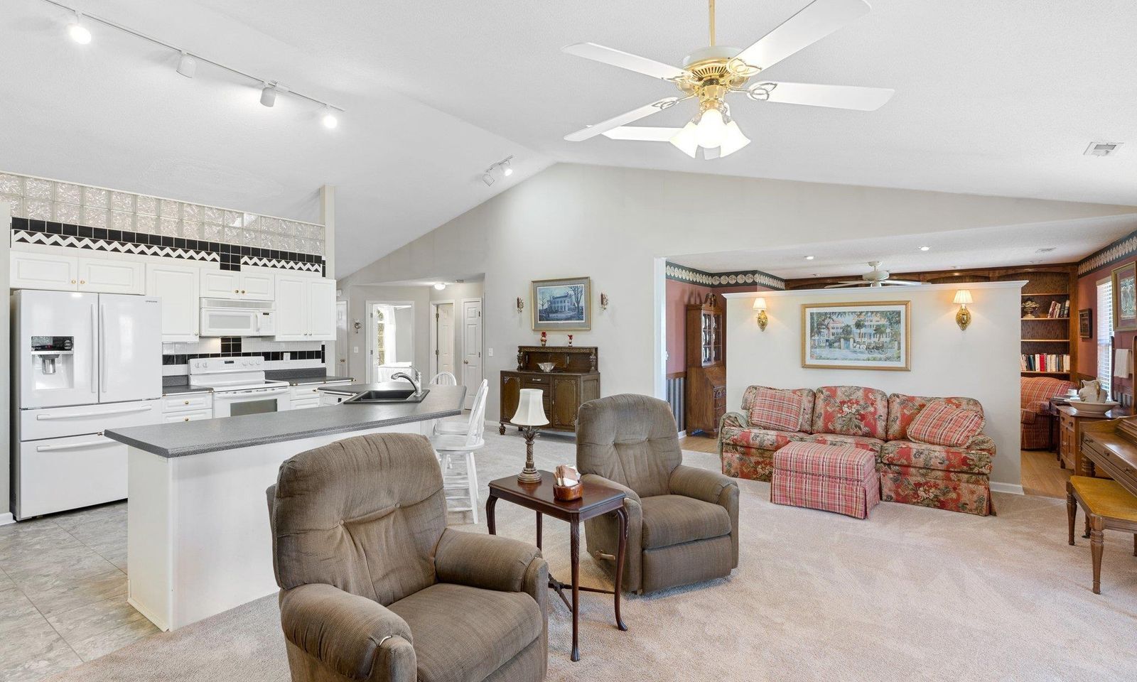 Property image 3 at 6 Duer Way, Greer, SC 29651