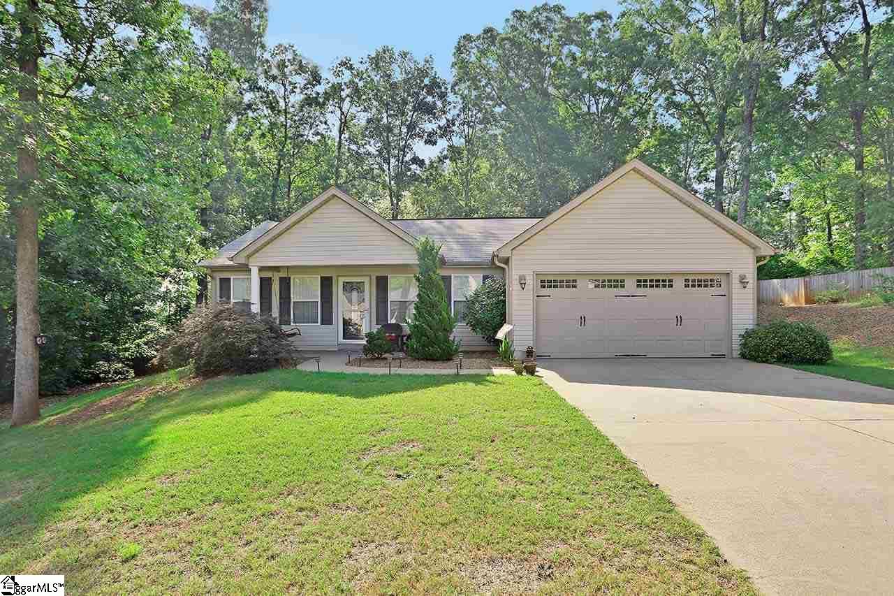 Property image 1 at 38 Raynes Court, Taylors, SC 29687
