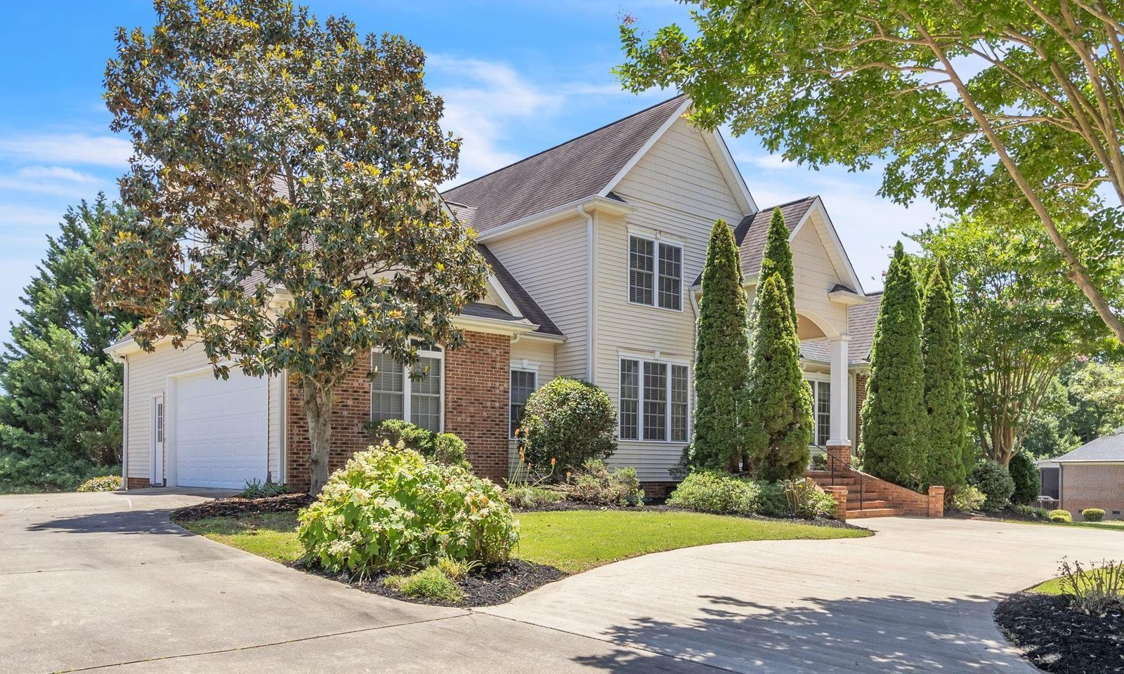 Property image 2 at 136 Red Maple Circle, Easley, SC 29642