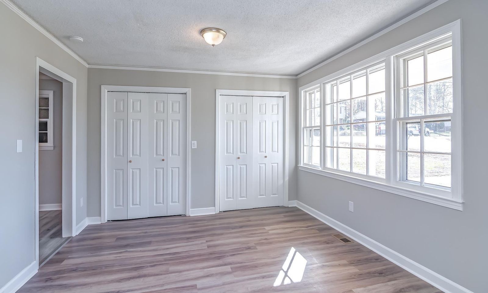 Property image 2 at 2 Vicksburg Drive, Greenville, SC 29617