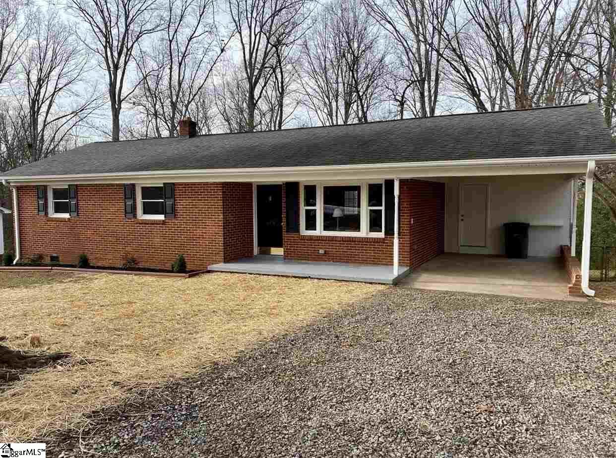 Property image 2 at 304 Kingswood Drive, Greenville, SC 29611
