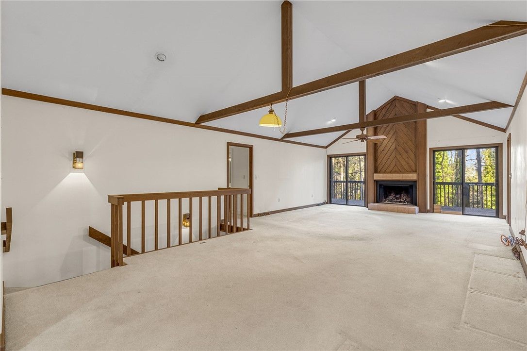 Property image 5 at 105 Oak Ridge Court, Greer, SC 29650