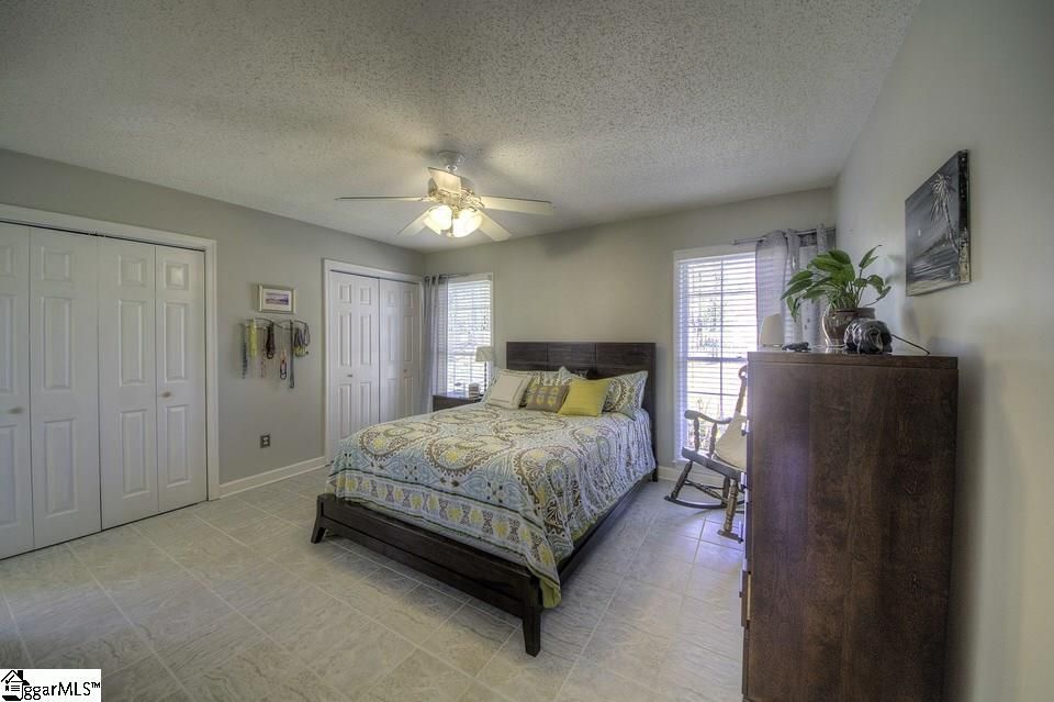Property image 4 at 102 Glasgow Court, Greenville, SC 29607