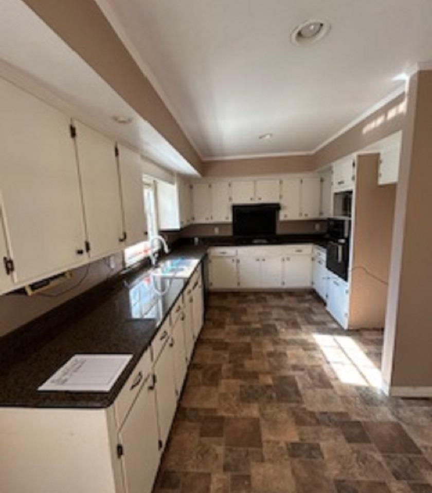 Property image 5 at 300 Hermitage Road, Greenville, SC 29615