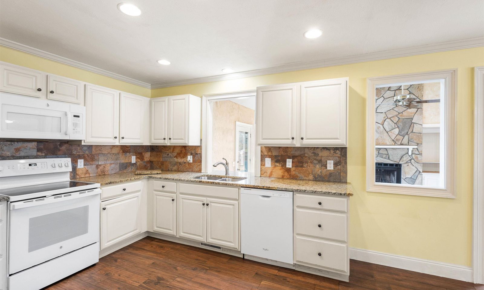 Property image 5 at 109 Beauclair Drive, Simpsonville, SC 29680