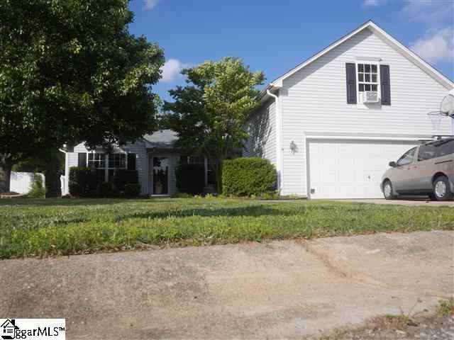 Main image of property at 15 Avalon Court, Simpsonville, SC 29681