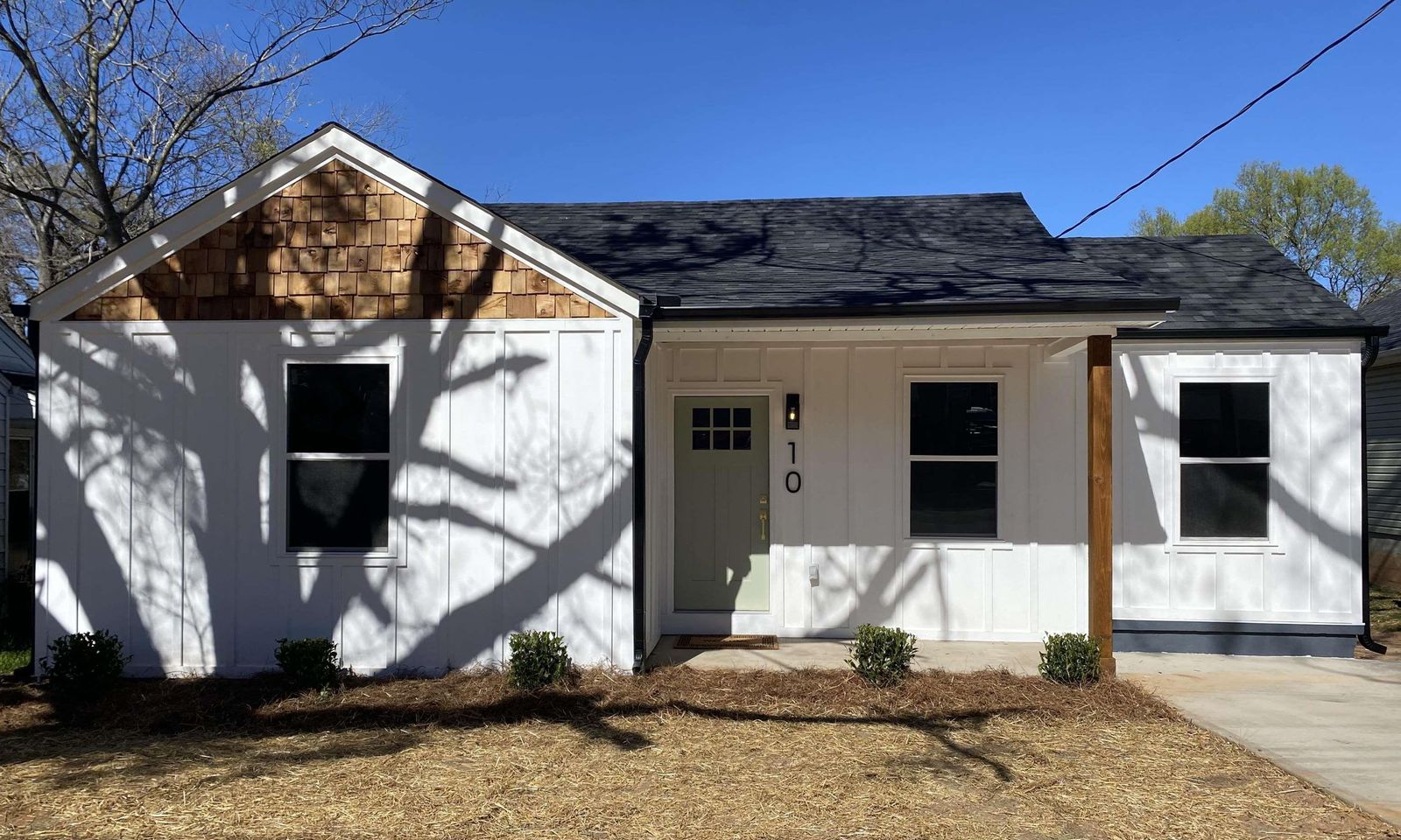 Property image 1 at 10 Sunshine Avenue, Greenville, SC 29609