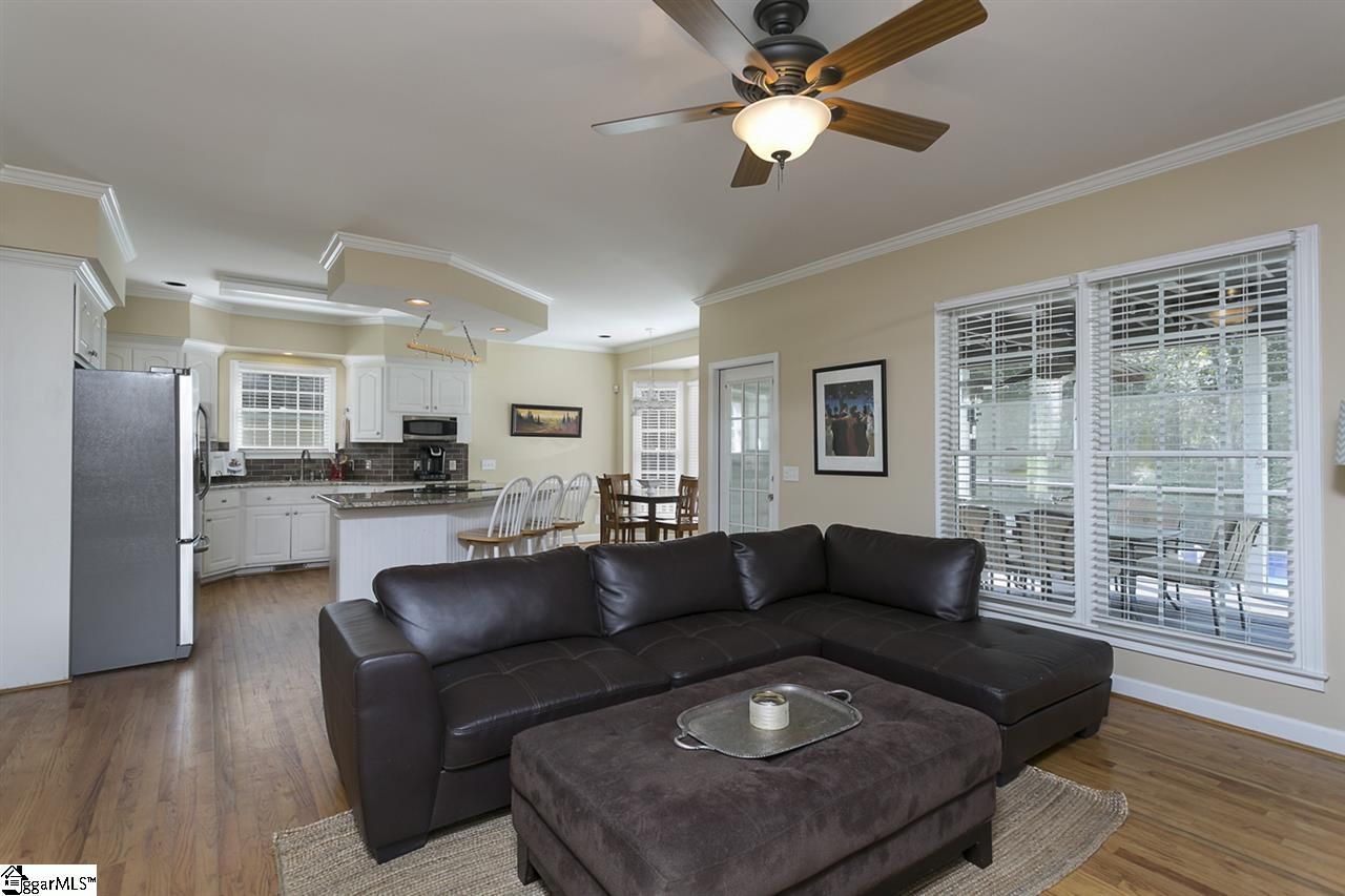 Property image 3 at 411 Dewsbury Lane, Piedmont, SC 29673