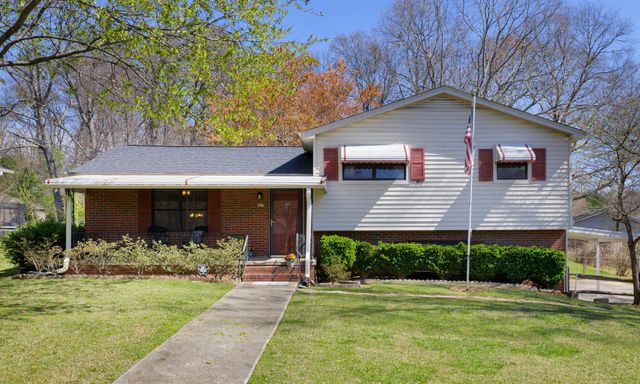 107 Live Oak Way