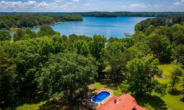 621 Coneross Creek Road