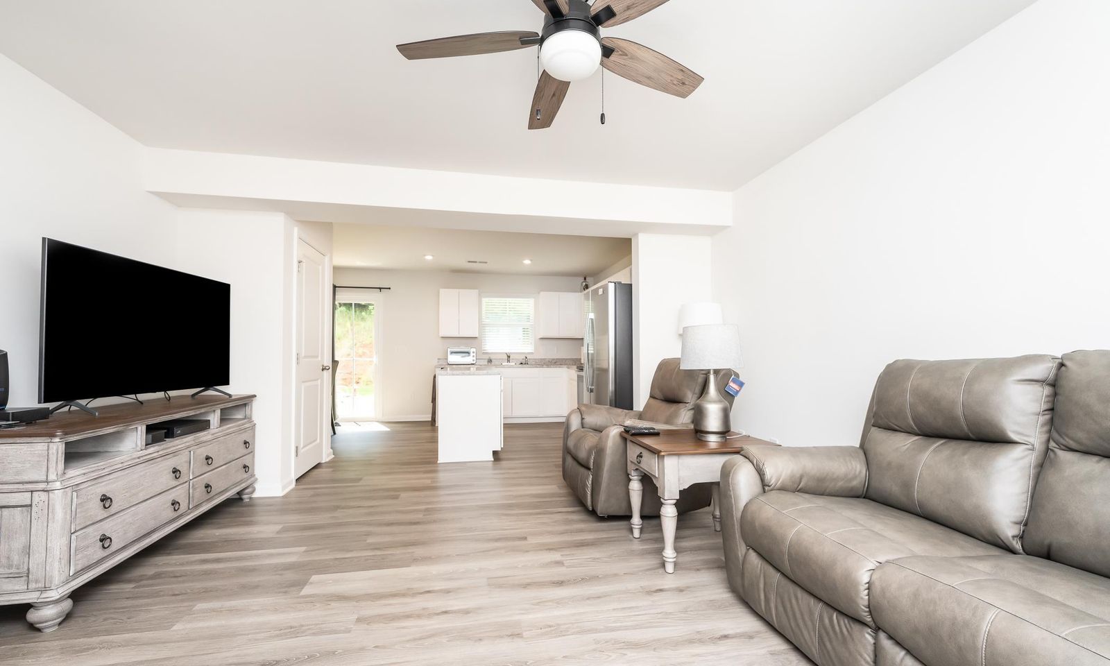 Property image 4 at 106 Fernside Court, Greenville, SC 29617