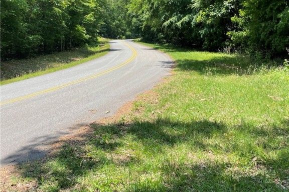 Track 6 Oak Valley Road