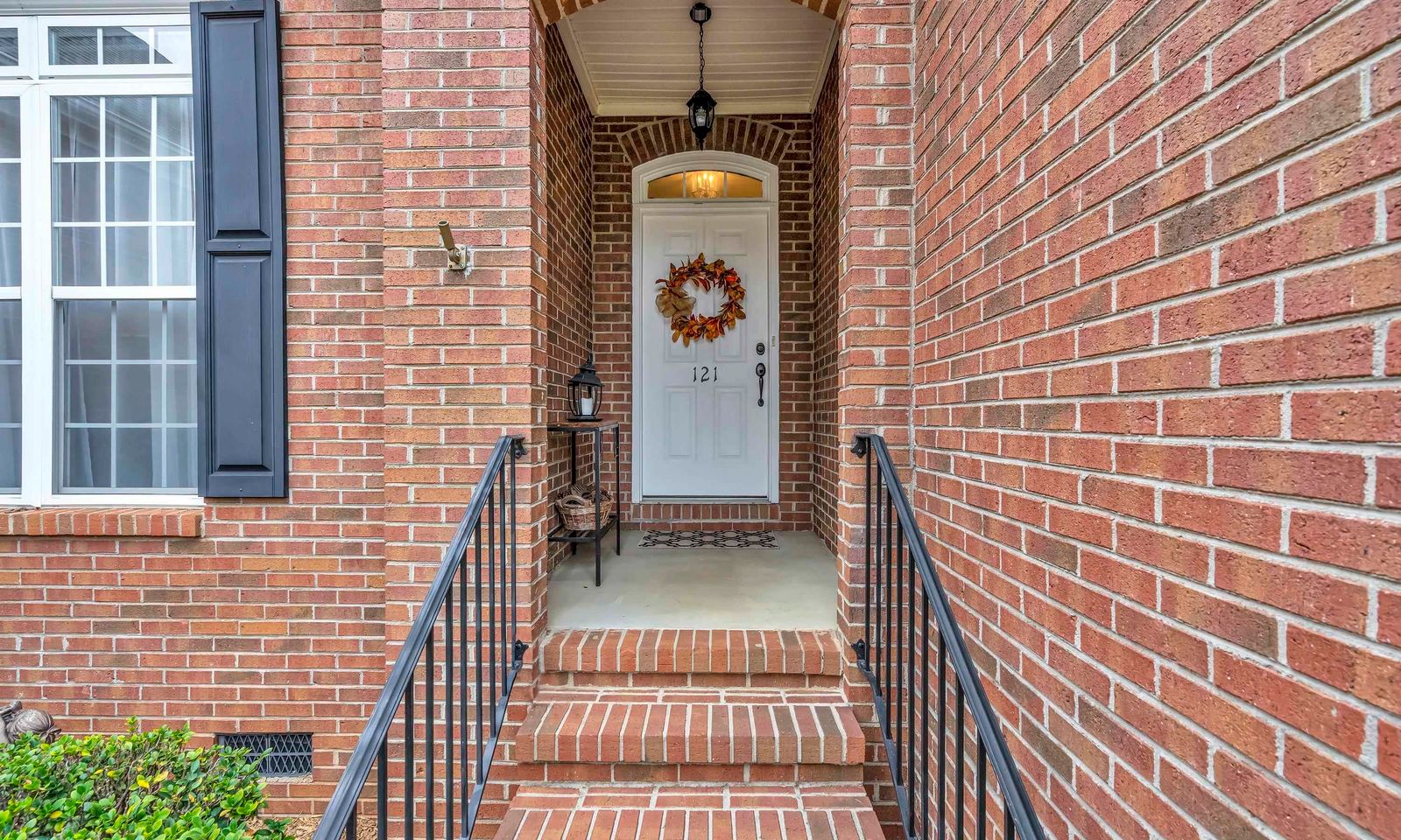 Property image 2 at 121 Plum Creek Lane, Greenville, SC 29607