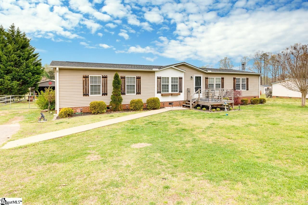 Property image 2 at 247 Perry Road, Greer, SC 29651