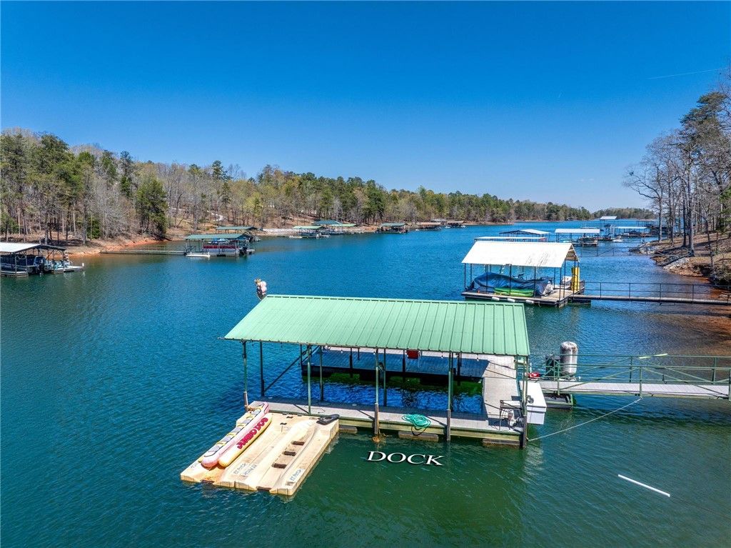 Property image 2 at 1047 Tranquility Lane, Hartwell, GA 30643