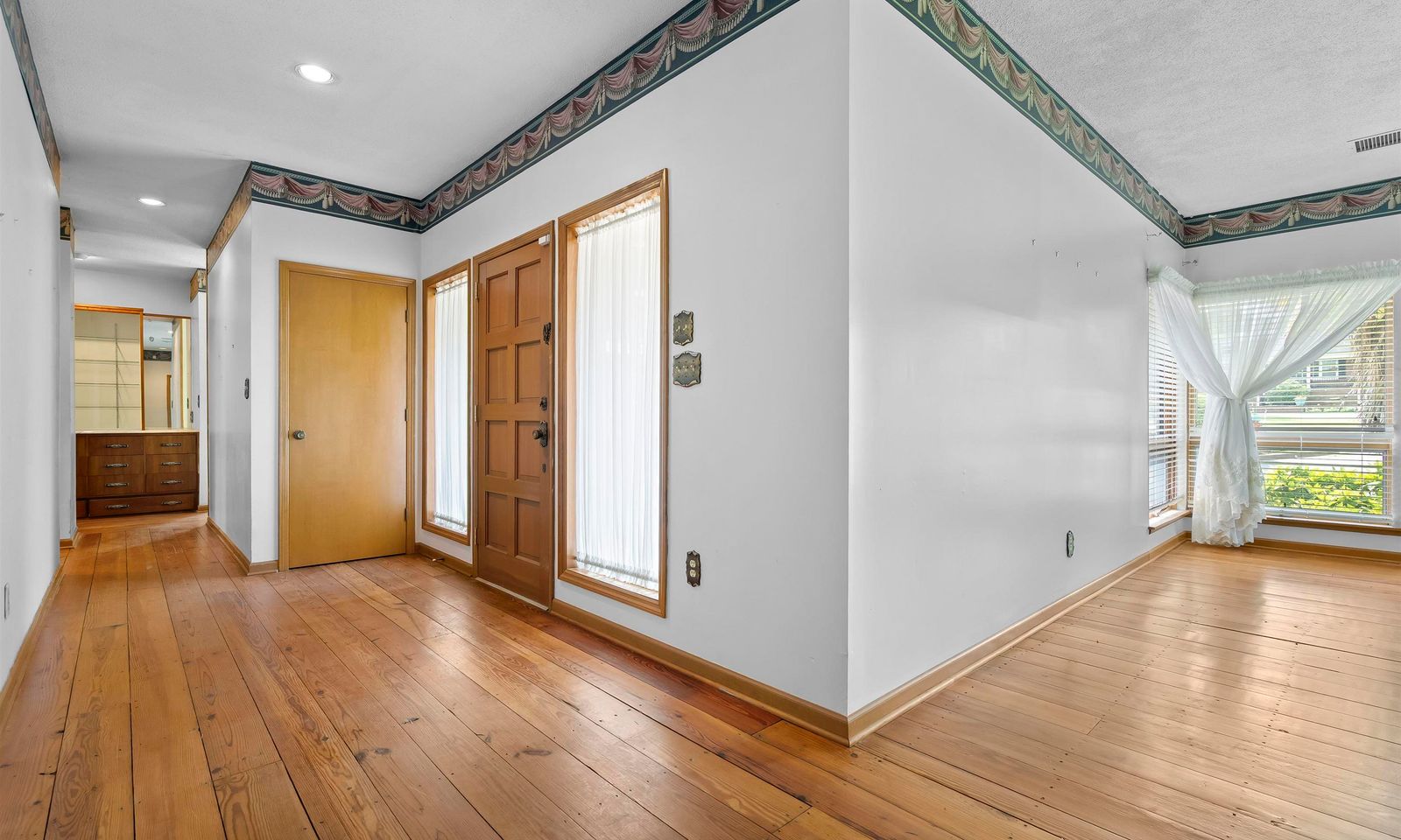 Property image 4 at 114 Brian Drive, Spartanburg, SC 29307