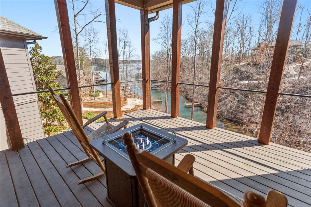 Property image 4 at 3006 Rock Point Drive, Seneca, SC 29672