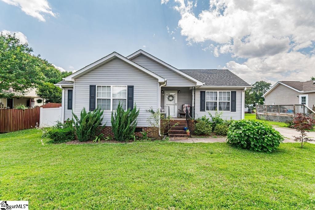 Property image 3 at 302 Alice Avenue, Greenville, SC 29611