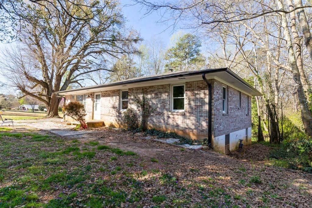 Property image 4 at 1100 Royal Summit Drive, Seneca, SC 29678