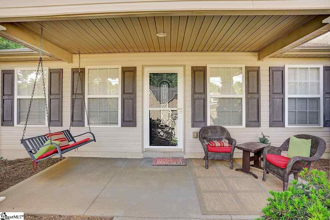 Property image 3 at 38 Raynes Court, Taylors, SC 29687