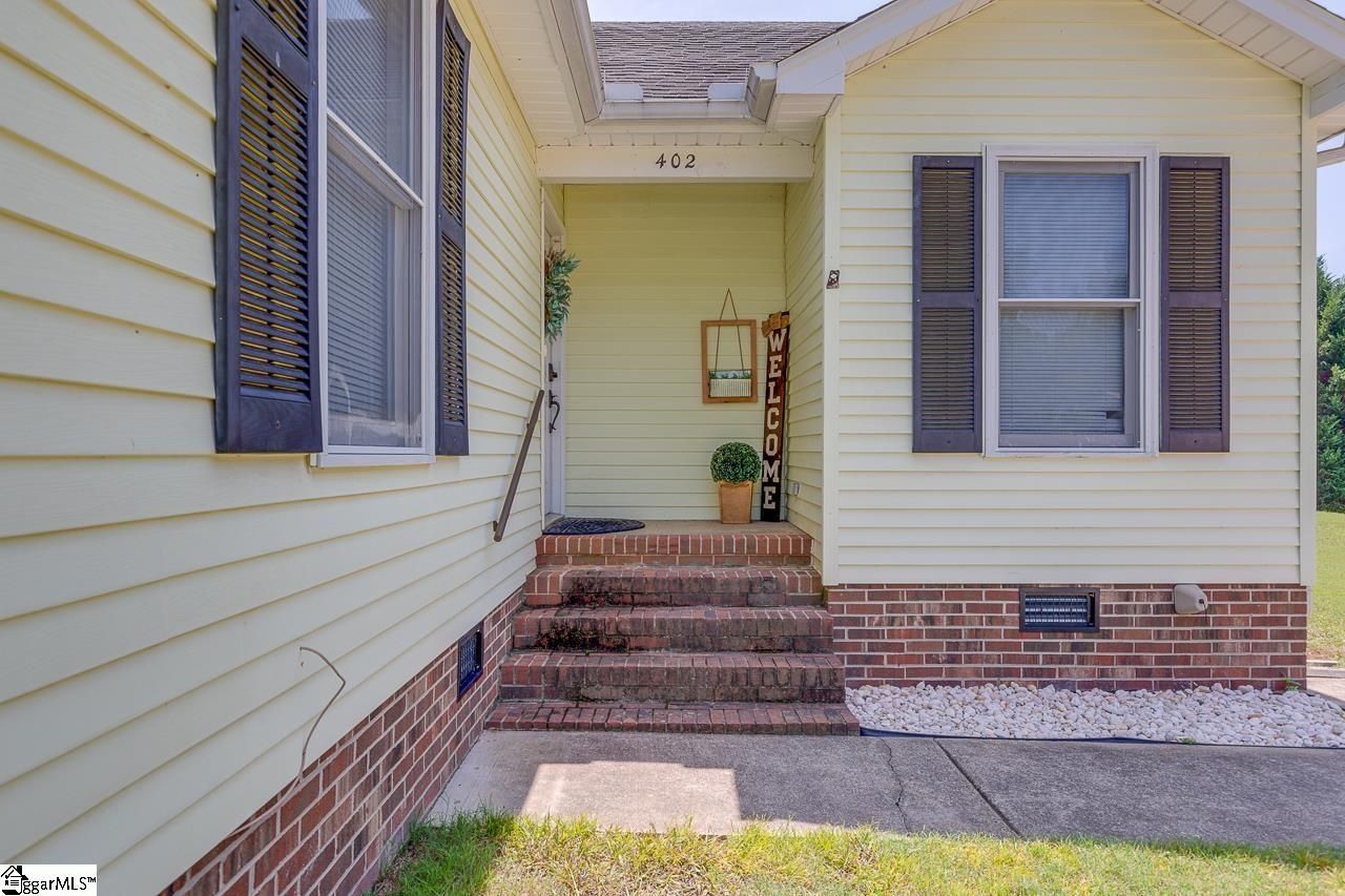 Property image 4 at 402 Mapleton Drive, Greenville, SC 29607