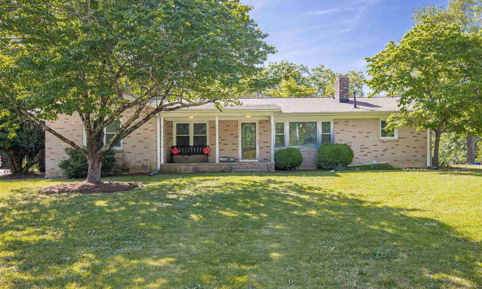 Property image 2 at 3 Chasta Avenue, Greenville, SC 29615