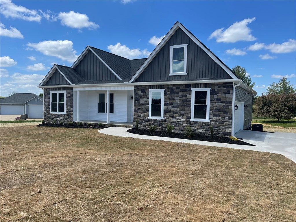Property image 3 at 1904 Queen Drive, Walhalla, SC 29691