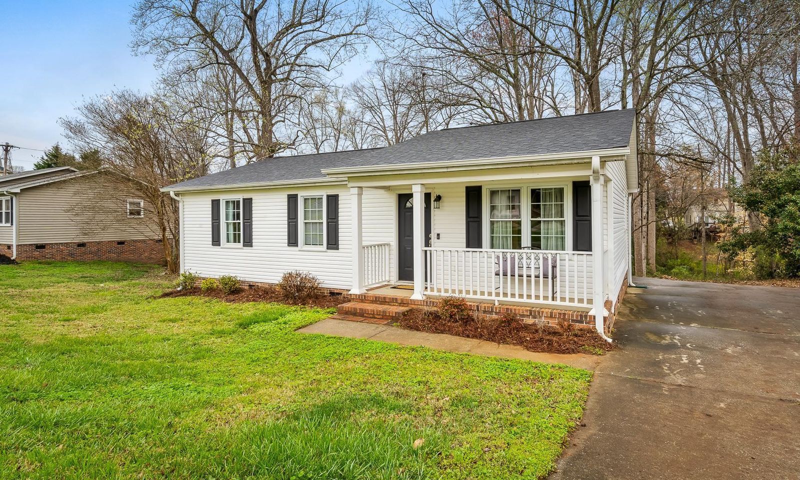 Property image 2 at 3 N Kings Drive, Fountain Inn, SC 29644