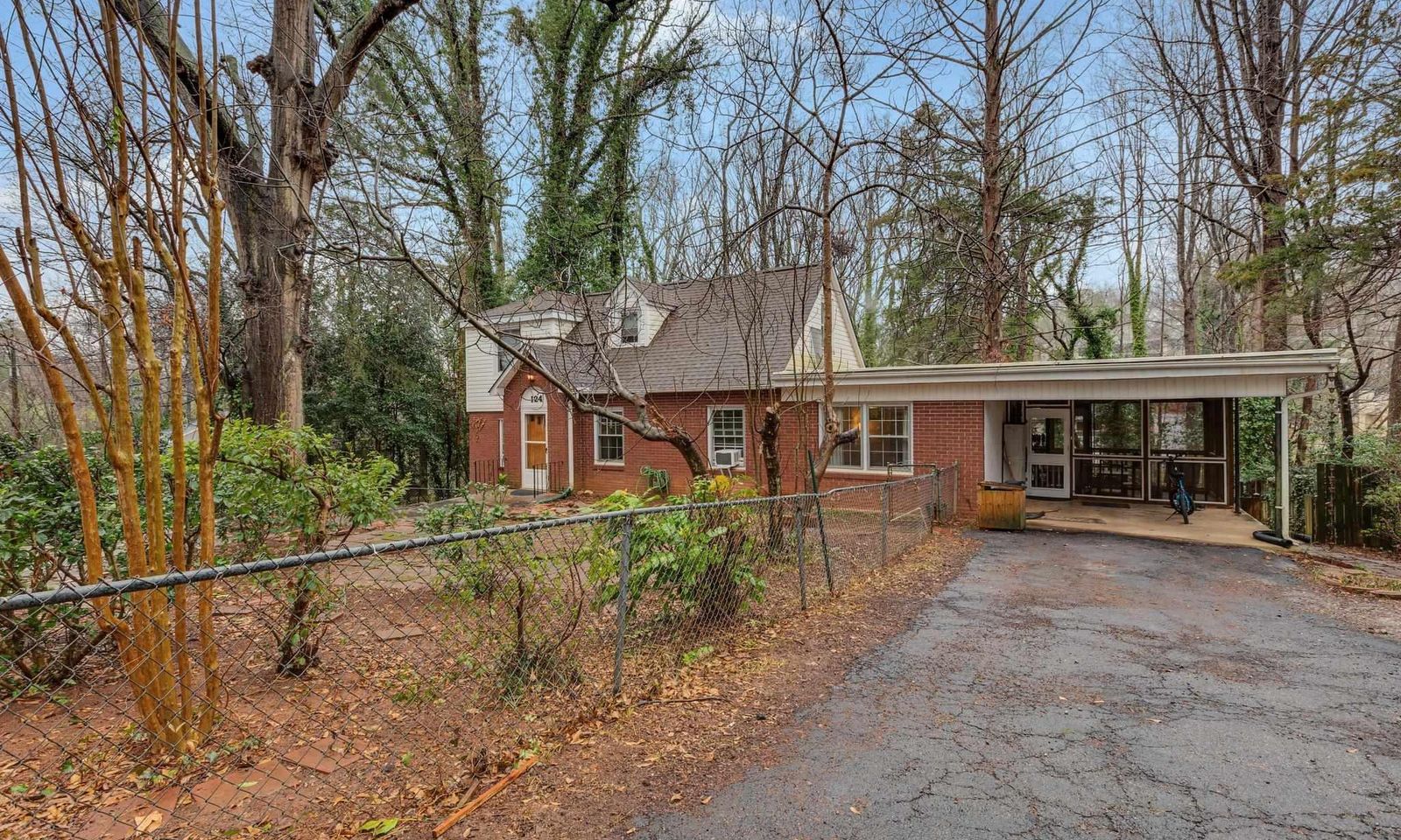 Property image 2 at 124 College Heights Boulevard, Clemson, SC 29631