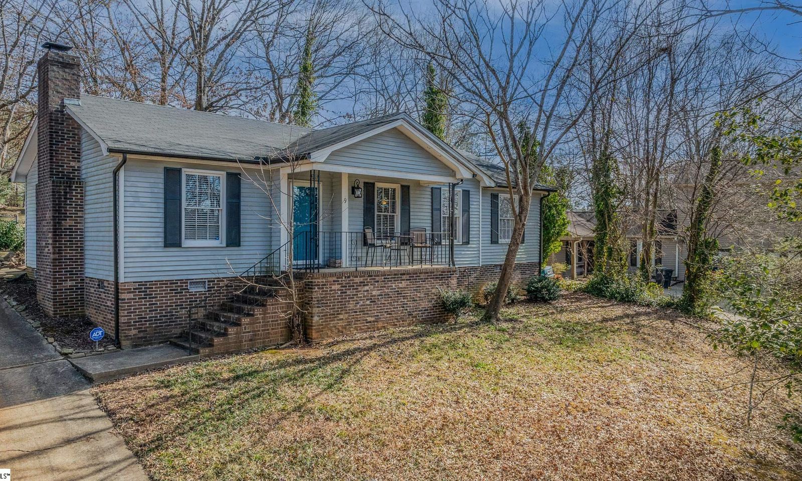 Main image of property at 9 Debsyl Way, Greenville, SC 29611