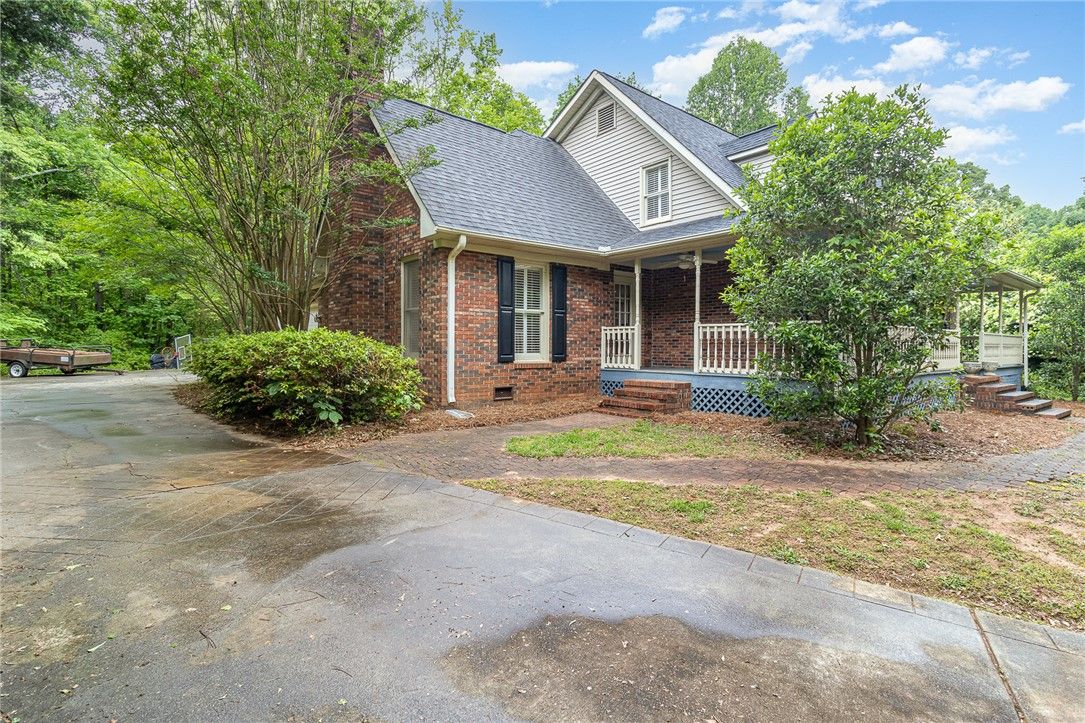 Property image 3 at 503 Columbine Court, Easley, SC 29642