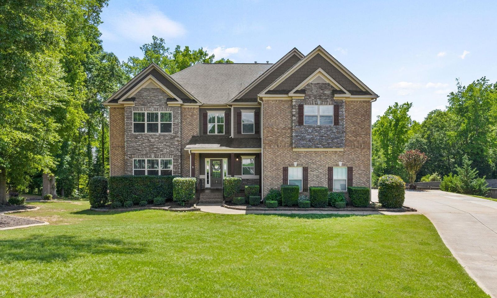 Main image of property at 8 Red Tip Court, Simpsonville, SC 29680
