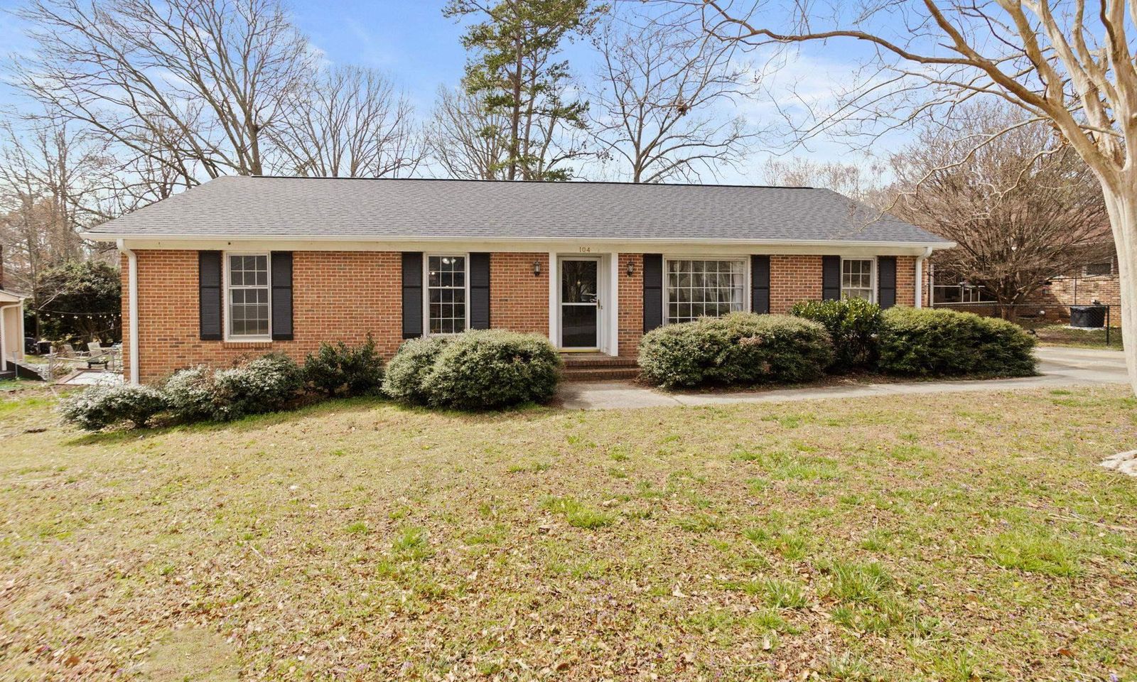 Property image 1 at 104 Gaithburg Square, Taylors, SC 29687