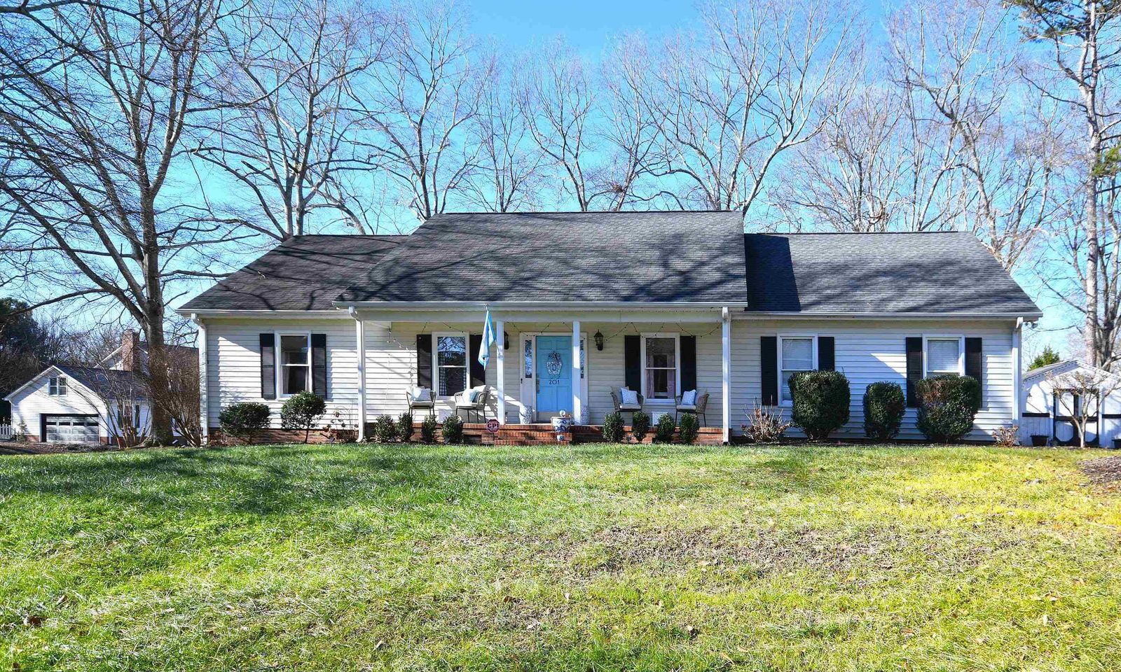 Main image of property at 201 Wagoncreek Drive, Simpsonville, SC 29681