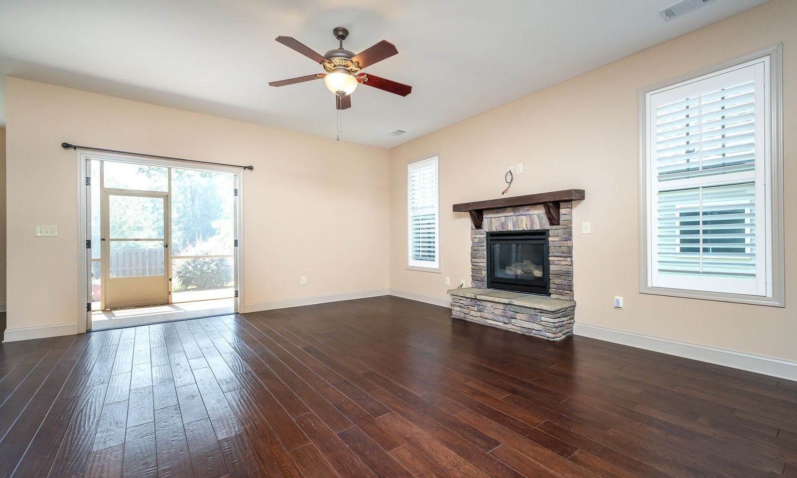 Property image 3 at 5 Canyon Court, Greenville, SC 29607-5088