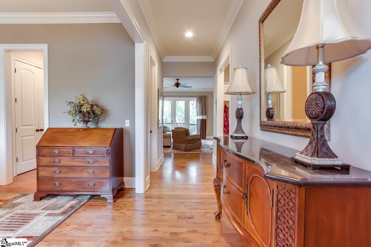 Property image 3 at 9 Jenkinson Court, Greenville, SC 29605
