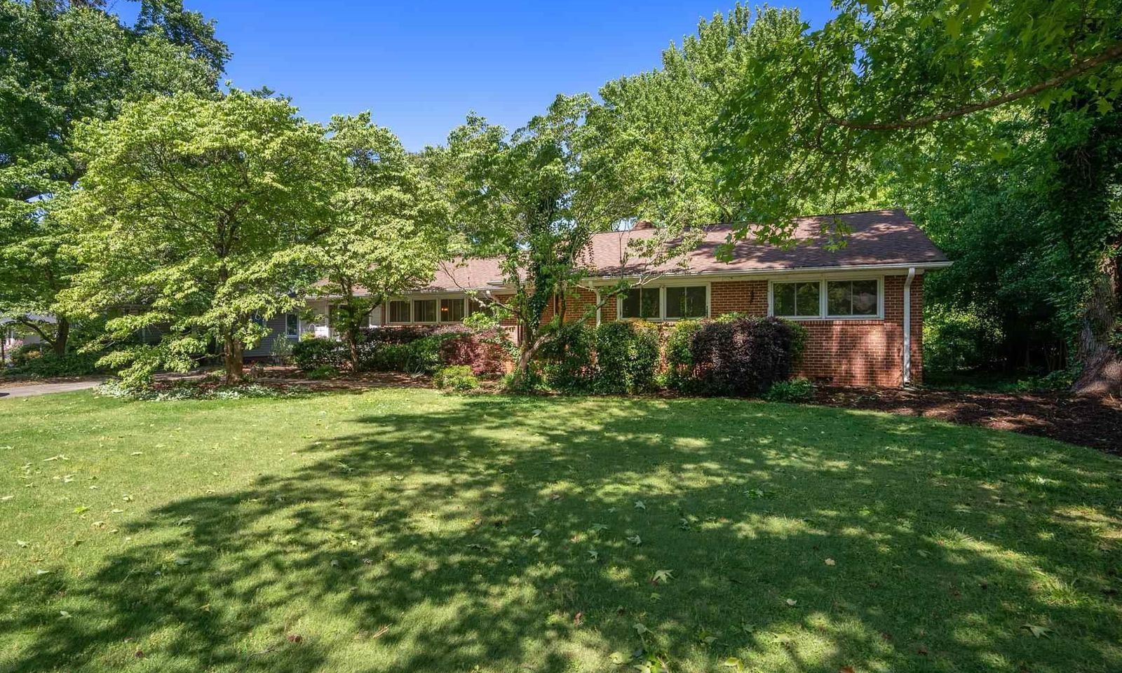 Property image 2 at 101 Alpine Way, Greenville, SC 29609