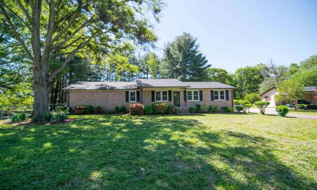 138 Barwood Circle