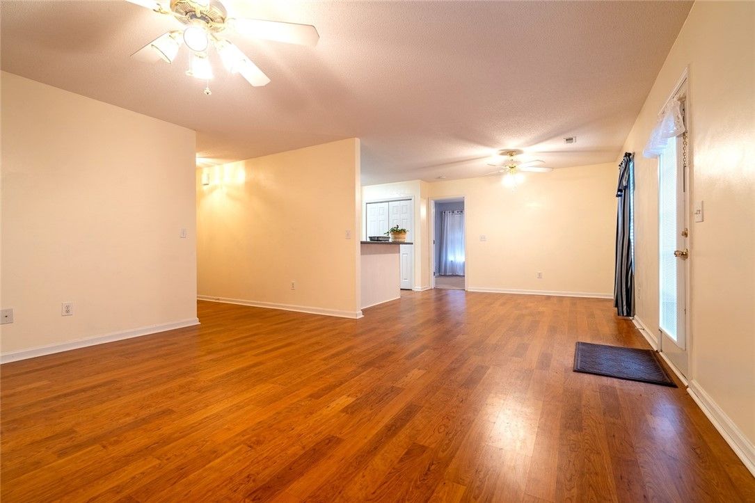 Property image 4 at 105 Prescot Court, Easley, SC 29642