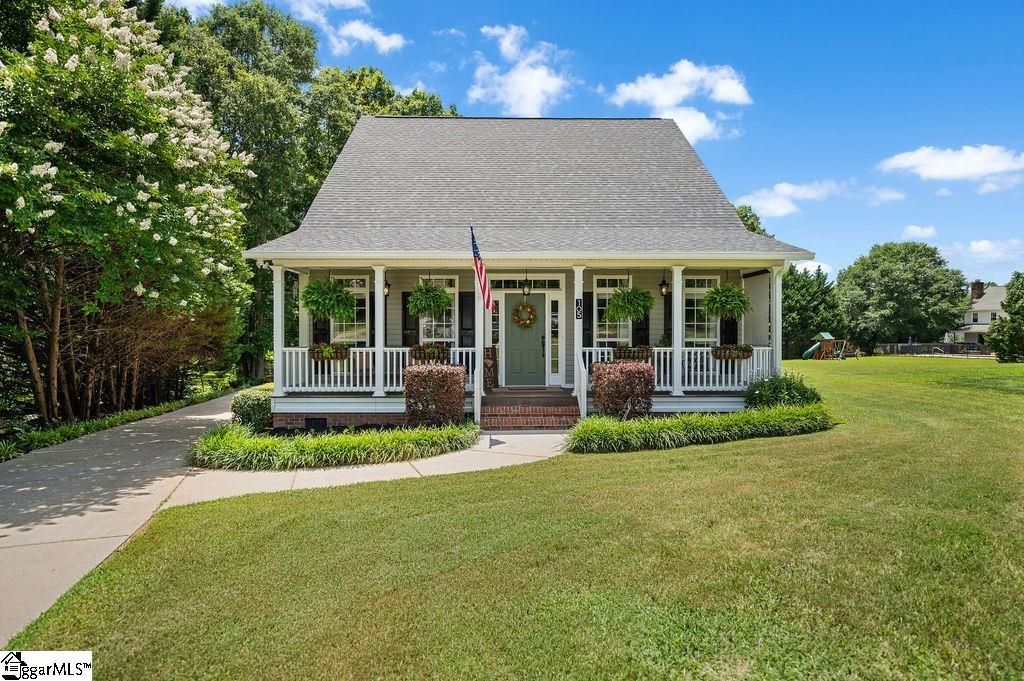 Property image 1 at 105 Eugene Court, Piedmont, SC 29673