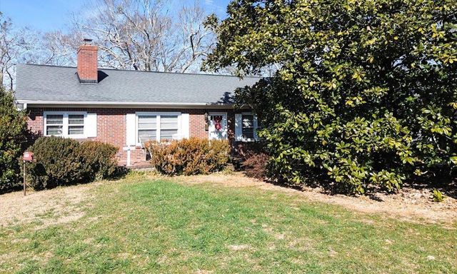 26 Rockwood Drive