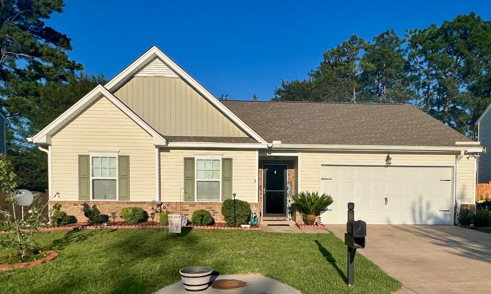 Main image of property at 112 Finch Lane, Lexington, SC 29073-0002