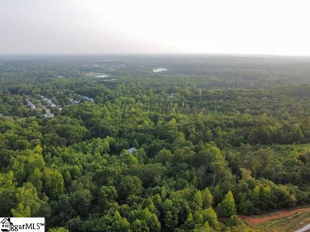 Property image 3 at 25 Tropicana Court, Greenville, SC 29609
