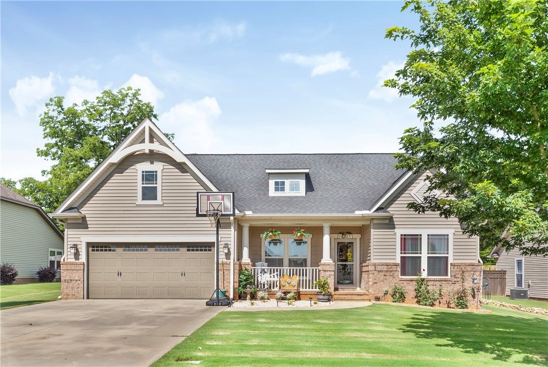 Property image 1 at 1013 Drakes Crossing, Anderson, SC 29625